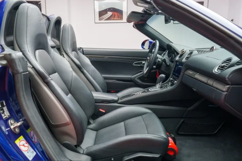 Porsche Boxster din 2021 cu 29.900 km - oferta POR220592 - foto 31