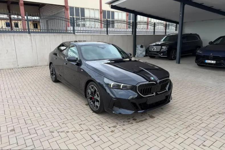 BMW 540 (Seria 5) din 2025 cu 15.200 km - oferta BMW220597 - foto 1