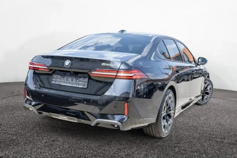 BMW 520 (Seria 5) din 2025 cu 20.300 km - oferta BMW220598 - foto 2