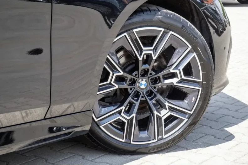 BMW 520 (Seria 5) din 2025 cu 20.300 km - oferta BMW220598 - foto 4