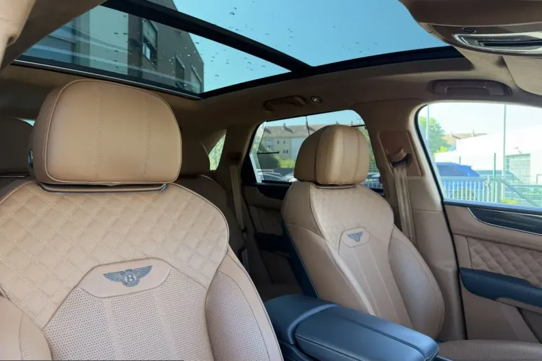 Bentley Bentayga din 2023 cu 63.990 km - oferta BEN220599 - foto 30