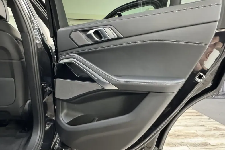 BMW X6 (Seria X) din 2025 cu 4.100 km - oferta BMW220608 - foto 30