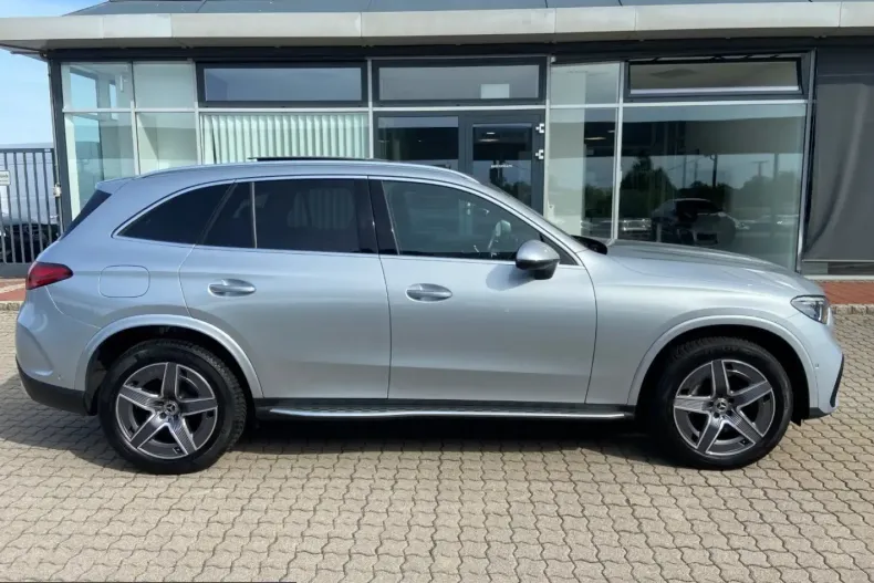 Mercedes-Benz GLC 300 (Clasa GLC) din 2024 cu 63.020 km - oferta MER220610 - foto 5