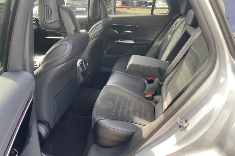 Mercedes-Benz GLC 300 (Clasa GLC) din 2024 cu 63.020 km - oferta MER220610 - foto 39