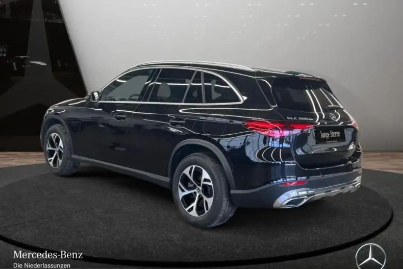 Mercedes-Benz GLC 300 (Clasa GLC) din 2025 cu 19.451 km - oferta MER220617 - foto 7
