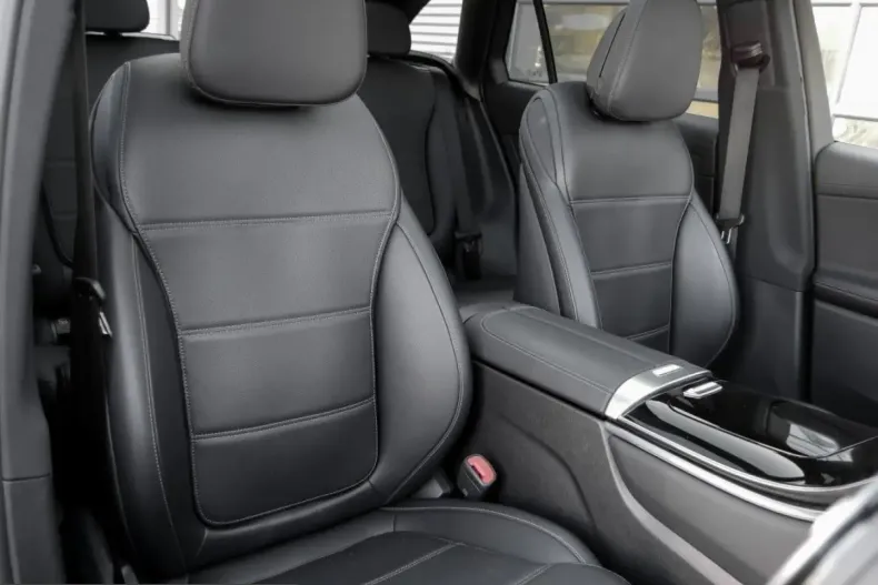 Mercedes-Benz GLC 300 (Clasa GLC) din 2024 cu 40.240 km - oferta MER220620 - foto 6