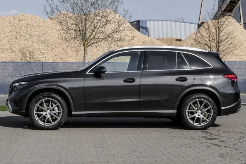 Mercedes-Benz GLC 300 (Clasa GLC) din 2024 cu 40.240 km - oferta MER220620 - foto 20
