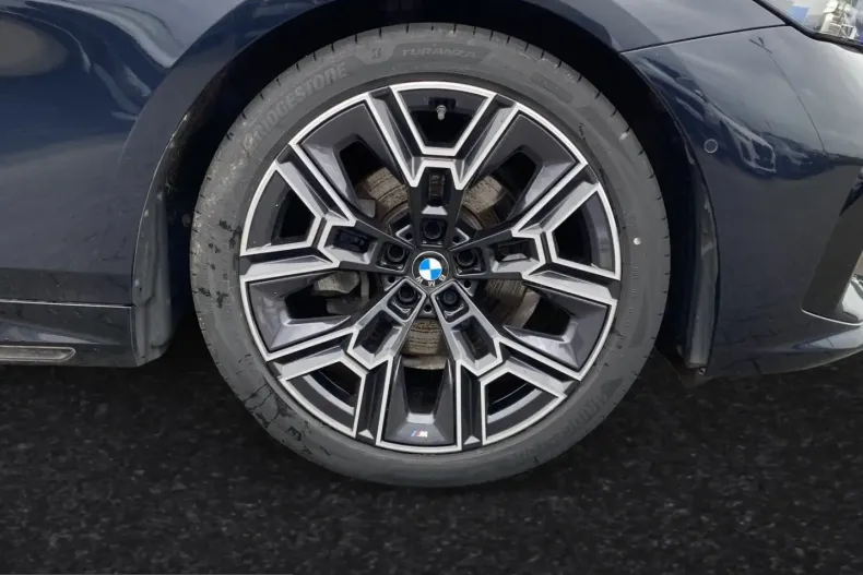 BMW 520 (Seria 5) din 2025 cu 25.420 km - oferta BMW220627 - foto 4