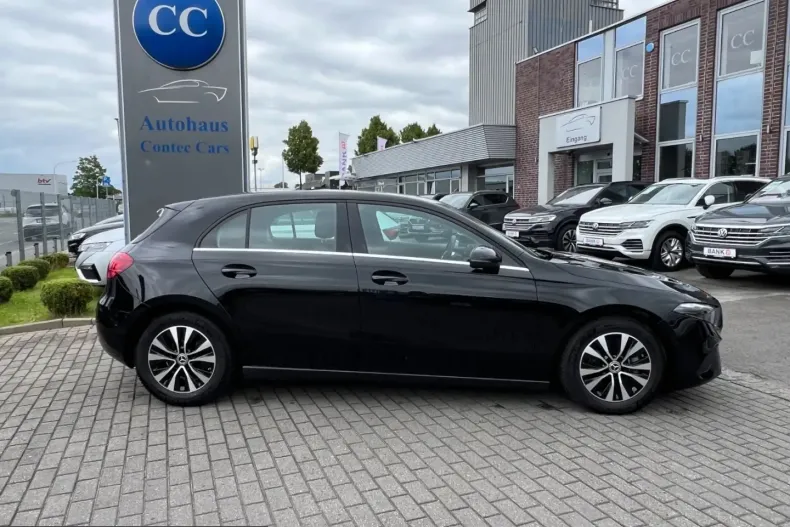 Mercedes-Benz A 180 (Clasa A) din 2025 cu 31.355 km - oferta MER220635 - foto 1