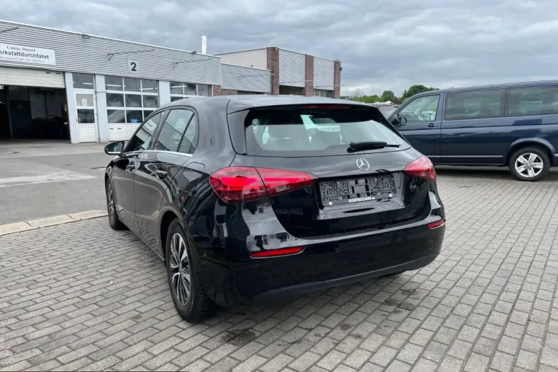 Mercedes-Benz A 180 (Clasa A) din 2025 cu 31.355 km - oferta MER220635 - foto 6