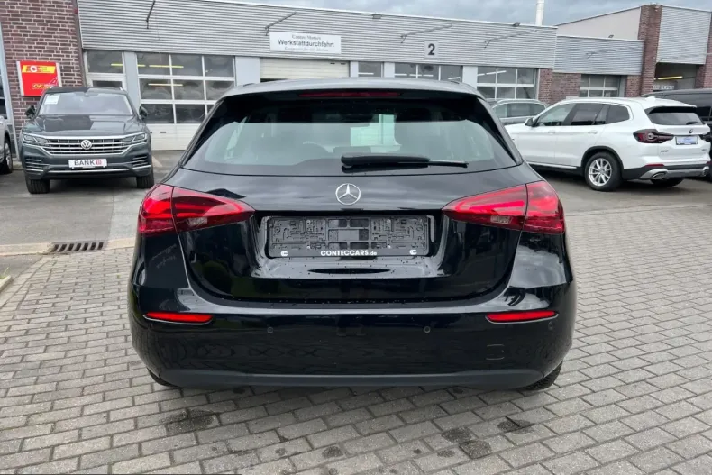Mercedes-Benz A 180 (Clasa A) din 2025 cu 31.355 km - oferta MER220635 - foto 8