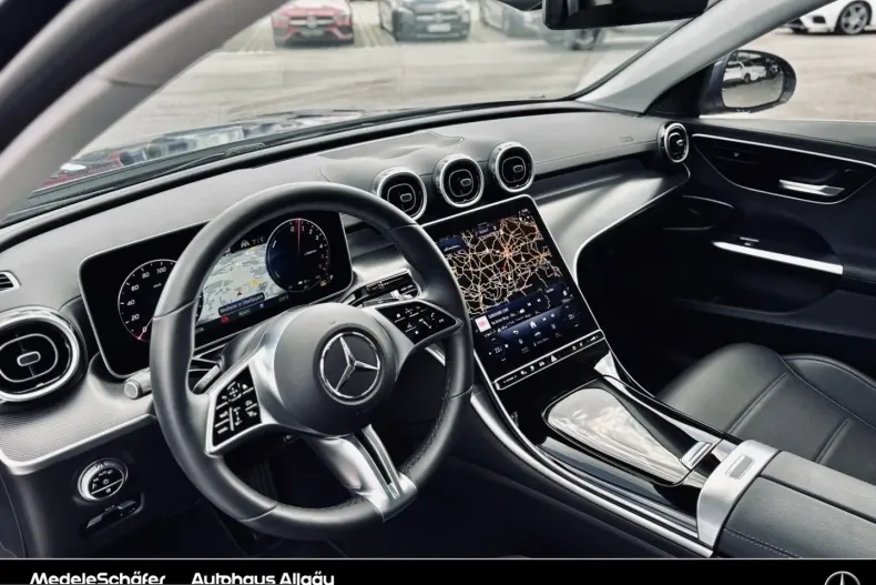 Mercedes-Benz C 300 (Clasa C) din 2024 cu 21.300 km - oferta MER220638 - foto 7