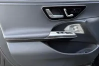 Mercedes-Benz E 200 (Clasa E) din 2025 cu 3.900 km - oferta MER220640 - foto 10