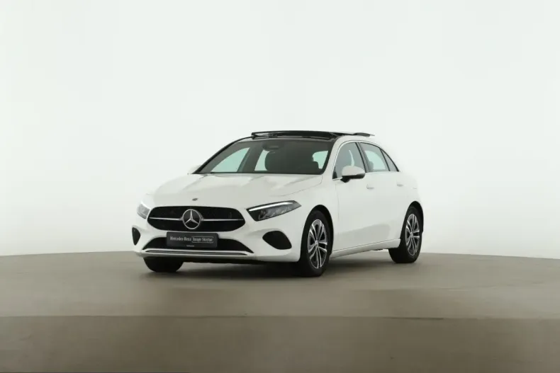 Mercedes-Benz A 200 (Clasa A) din 2025 cu 8.009 km - oferta MER220642 - foto 1