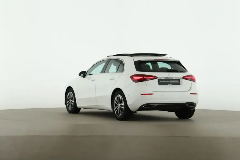 Mercedes-Benz A 200 (Clasa A) din 2025 cu 8.009 km - oferta MER220642 - foto 3