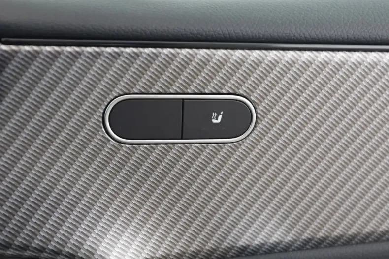Mercedes-Benz A 200 (Clasa A) din 2025 cu 8.009 km - oferta MER220642 - foto 16