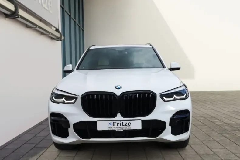 BMW X5 (Seria X) din 2022 cu 52.940 km - oferta BMW220645 - foto 3
