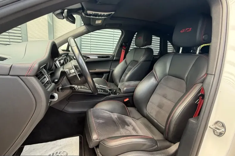 Porsche Macan din 2021 cu 48.370 km - oferta POR220650 - foto 19