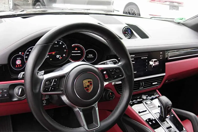 Porsche Cayenne din 2022 cu 57.000 km - oferta POR220651 - foto 2