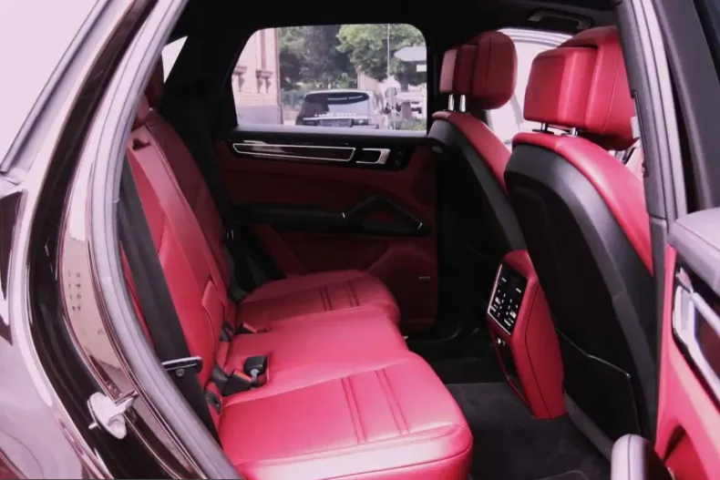 Porsche Cayenne din 2022 cu 57.000 km - oferta POR220651 - foto 13
