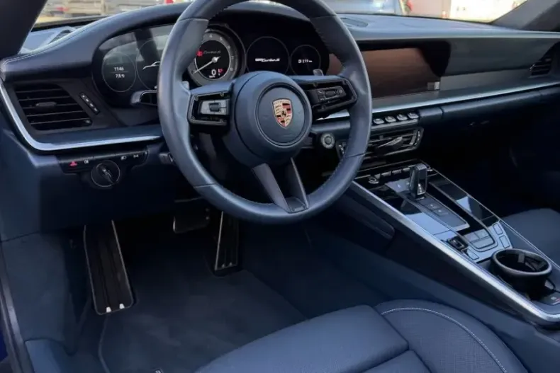 Porsche 911 din 2024 cu 6.030 km - oferta POR220654 - foto 9