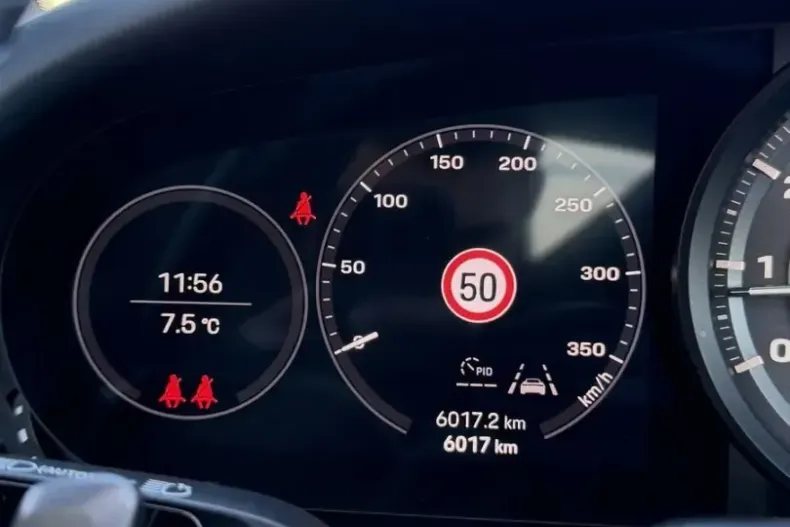 Porsche 911 din 2024 cu 6.030 km - oferta POR220654 - foto 31