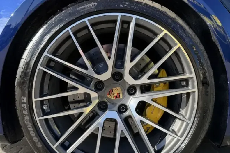 Porsche 911 din 2024 cu 6.030 km - oferta POR220654 - foto 33