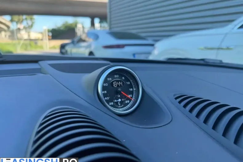 Porsche Boxster din 2023 cu 18.350 km - oferta POR220656 - foto 21