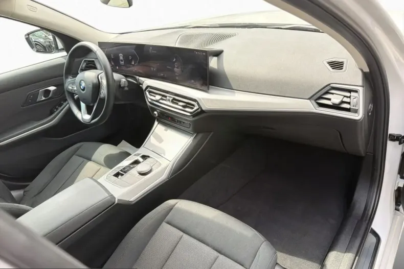 BMW 320 (Seria 3) din 2023 cu 35.983 km - oferta BMW220663 - foto 7