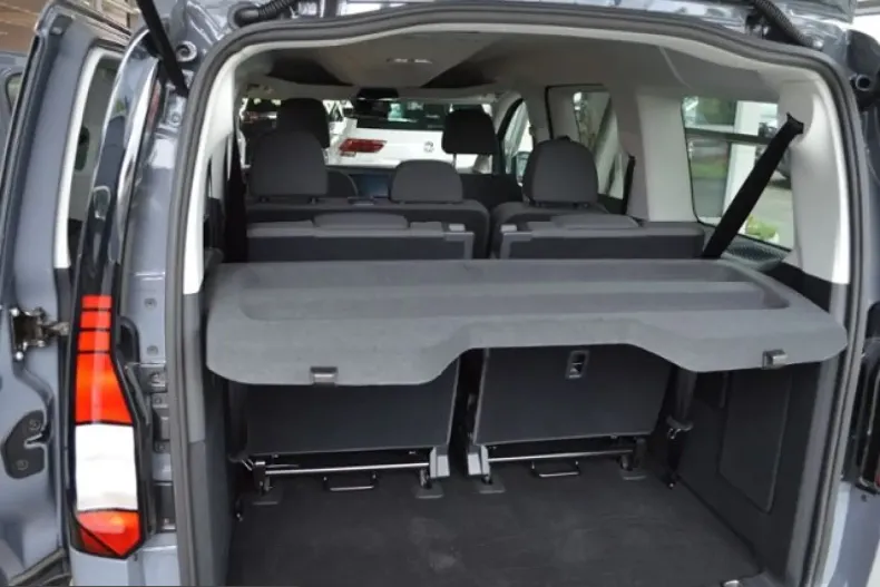 Volkswagen Caddy Maxi din 2025 cu 18.000 km - oferta VOL220666 - foto 10