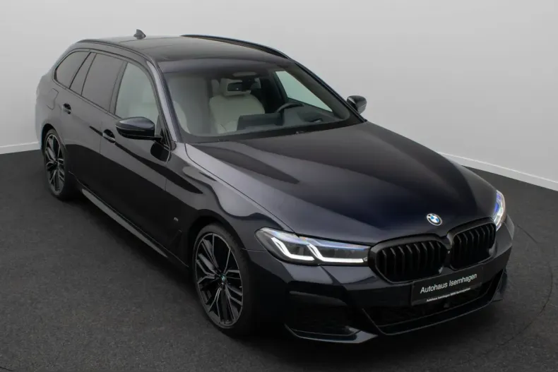 BMW 540 (Seria 5) din 2023 cu 90.435 km - oferta BMW220669 - foto 1