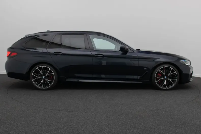 BMW 540 (Seria 5) din 2023 cu 90.435 km - oferta BMW220669 - foto 4