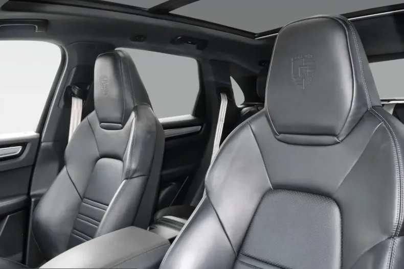 Porsche Cayenne din 2023 cu 50.785 km - oferta POR220682 - foto 6