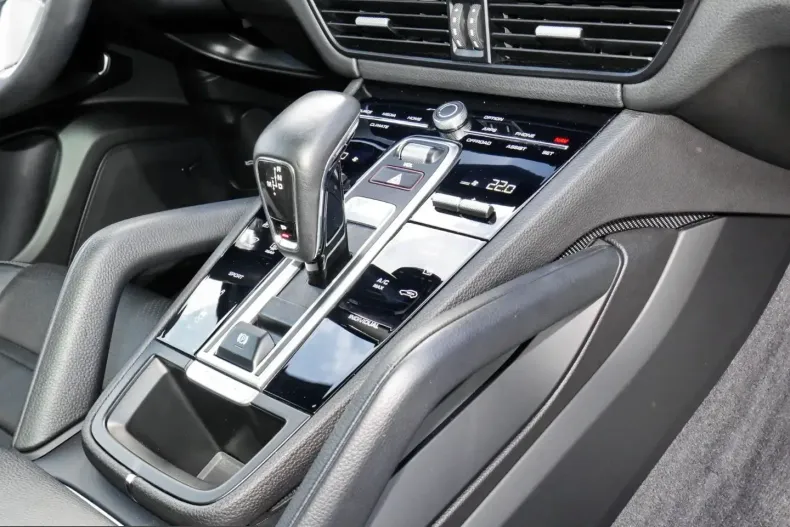 Porsche Cayenne din 2023 cu 50.785 km - oferta POR220682 - foto 13