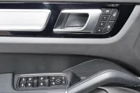 Porsche Cayenne din 2023 cu 50.785 km - oferta POR220682 - foto 20