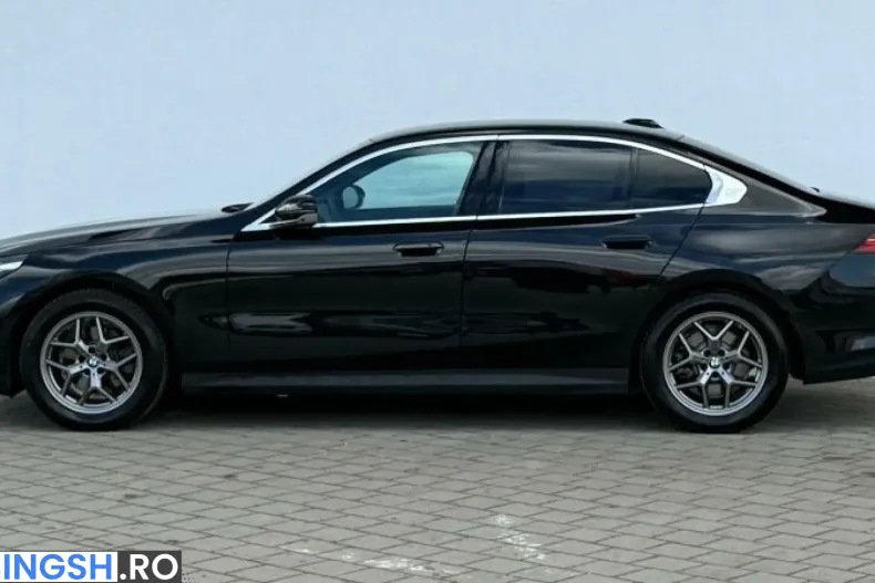 BMW 520 (Seria 5) din 2025 cu 11.100 km - oferta BMW220689 - foto 5