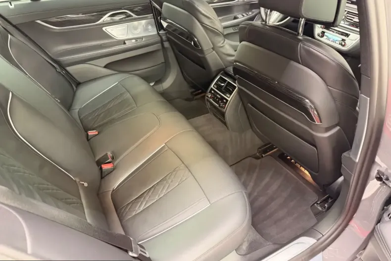 BMW 740 (Seria 7) din 2022 cu 120.000 km - oferta BMW220690 - foto 20