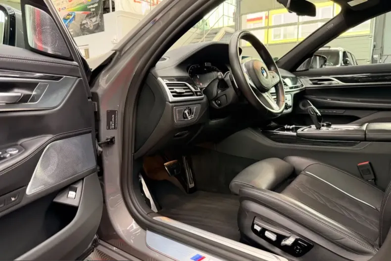 BMW 740 (Seria 7) din 2022 cu 120.000 km - oferta BMW220690 - foto 29