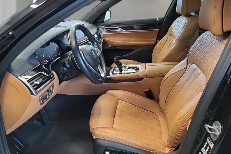 BMW 740 (Seria 7) din 2022 cu 81.427 km - oferta BMW220693 - foto 6