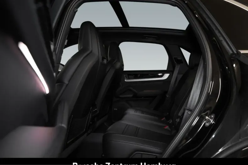 Porsche Cayenne din 2025 cu 13.900 km - oferta POR220696 - foto 6