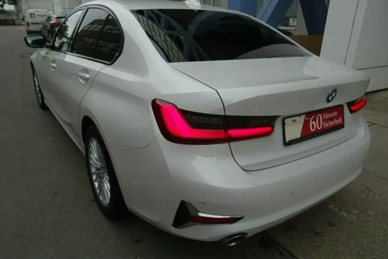 BMW 320 (Seria 3) din 2021 cu 81.328 km - oferta BMW220698 - foto 3