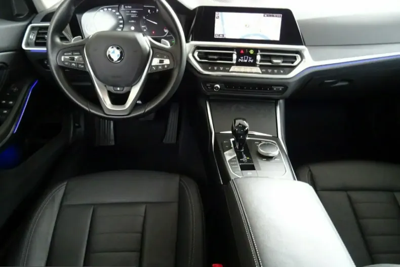 BMW 320 (Seria 3) din 2021 cu 81.328 km - oferta BMW220698 - foto 8