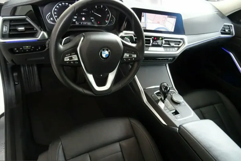 BMW 320 (Seria 3) din 2021 cu 81.328 km - oferta BMW220698 - foto 9