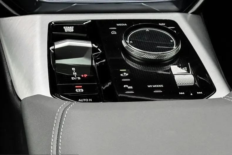 BMW X3 (Seria X) din 2025 cu 5.400 km - oferta BMW220704 - foto 13