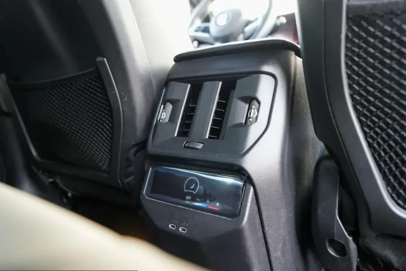 BMW X3 (Seria X) din 2025 cu 11.790 km - oferta BMW220705 - foto 25