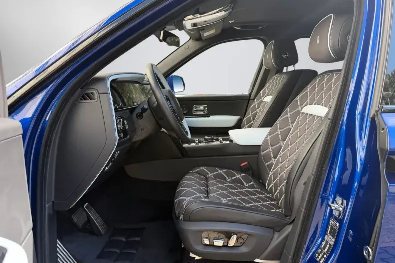 Rolls-Royce Cullinan din 2024 cu 15.388 km - oferta ROL220709 - foto 24