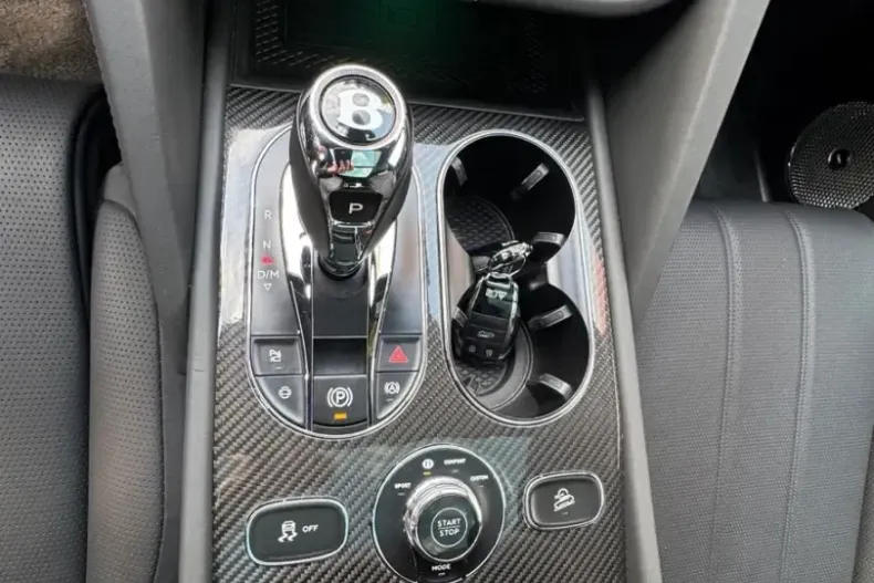 Bentley Bentayga din 2024 cu 40.685 km - oferta BEN220711 - foto 12
