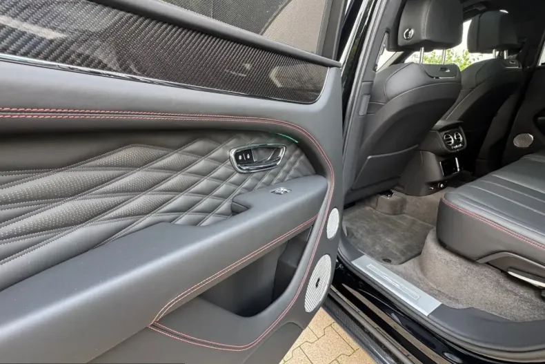 Bentley Bentayga din 2024 cu 40.685 km - oferta BEN220711 - foto 19