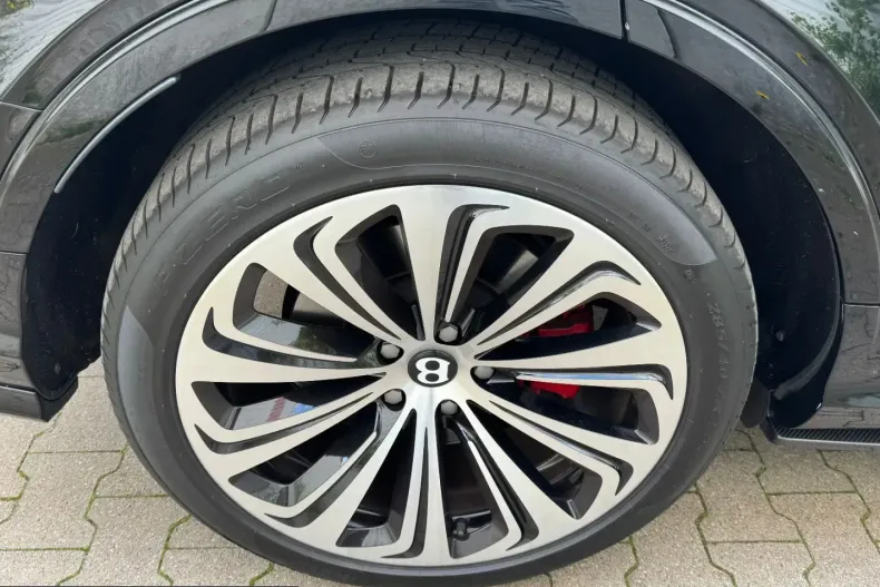 Bentley Bentayga din 2024 cu 40.685 km - oferta BEN220711 - foto 41