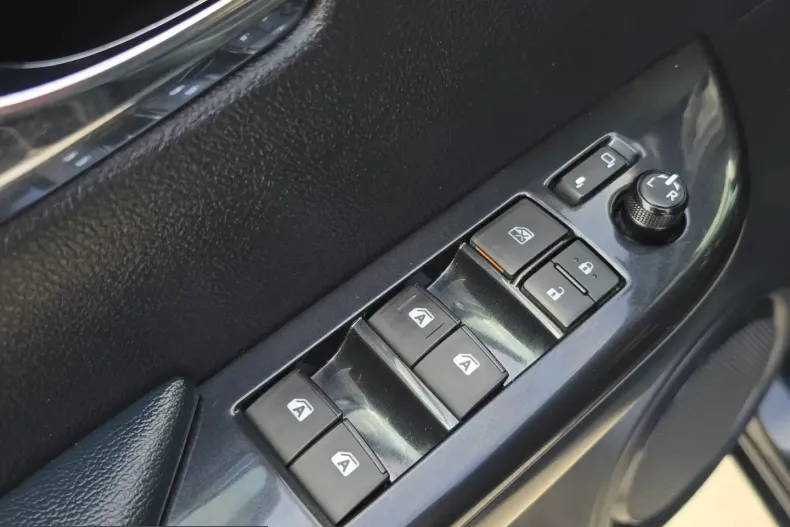 Toyota Hilux din 2022 cu 136.751 km - oferta TOY220719 - foto 7